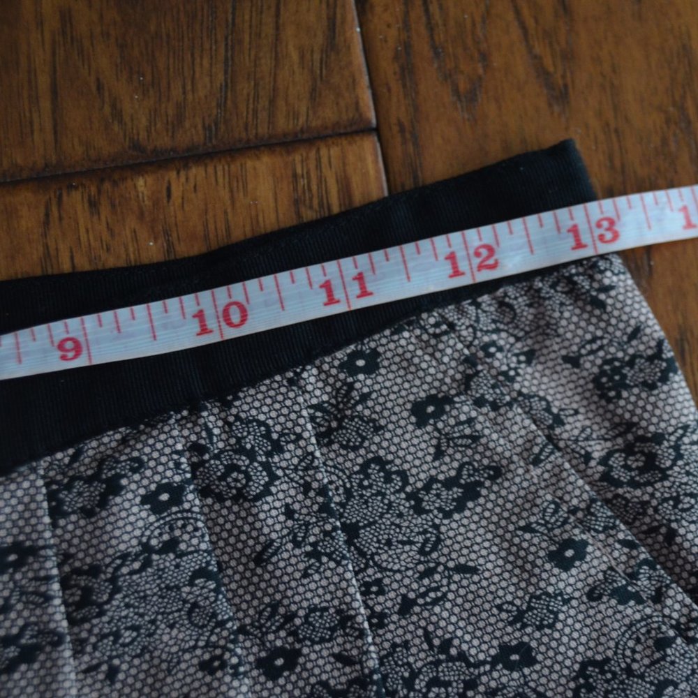 Jason Wu for Target Floral Skirt with Pockets - Picture 5 of 6